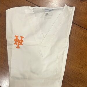 White Scrub Top with NY Mets Logo